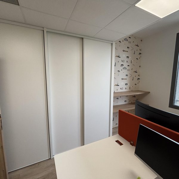rehabilitation-et-extension-d-un-batiment-tertiaire-2