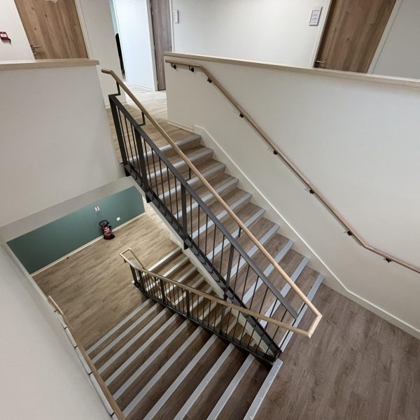 rehabilitation-et-extension-d-un-batiment-tertiaire-4