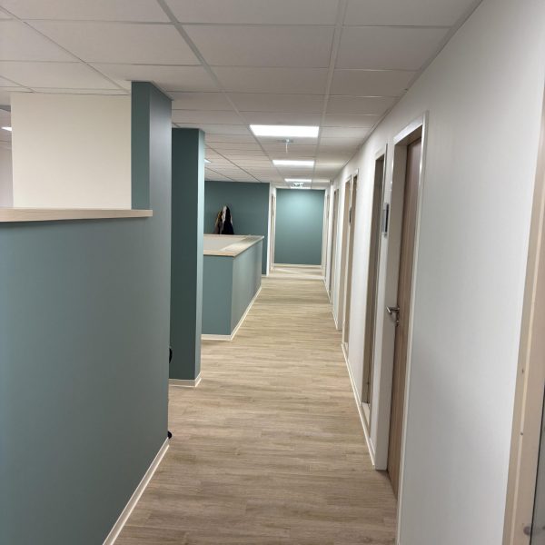 rehabilitation-et-extension-d-un-batiment-tertiaire-6